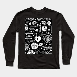 Kitsch Valentine | black and white | love pattern Long Sleeve T-Shirt